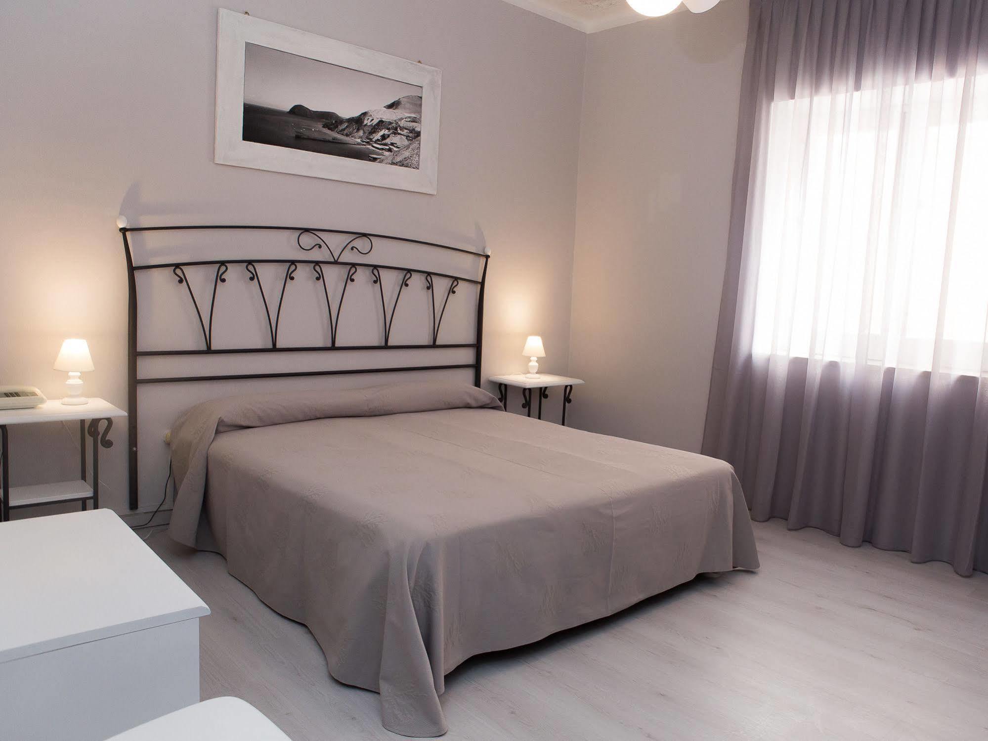 Hotel Odissea Canneto (Lipari)